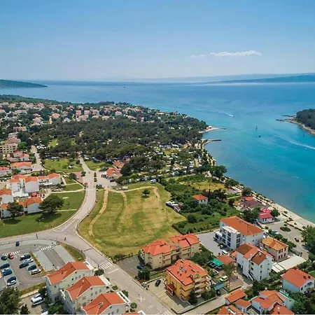 1 Bedroom Lovely In